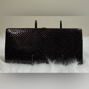 Credit card organizer hard case (NWOT) Dark burgundy